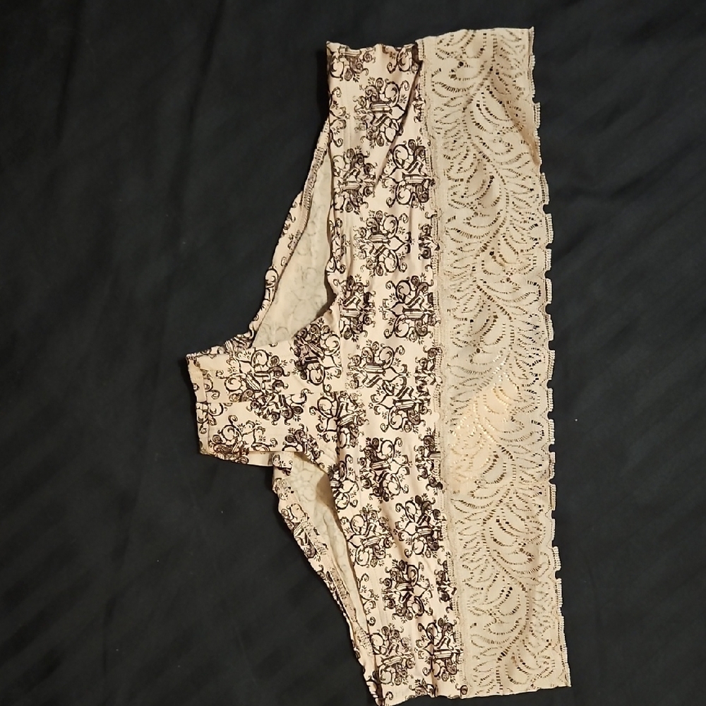 Victoria's Secret Cream Lace Lingerie